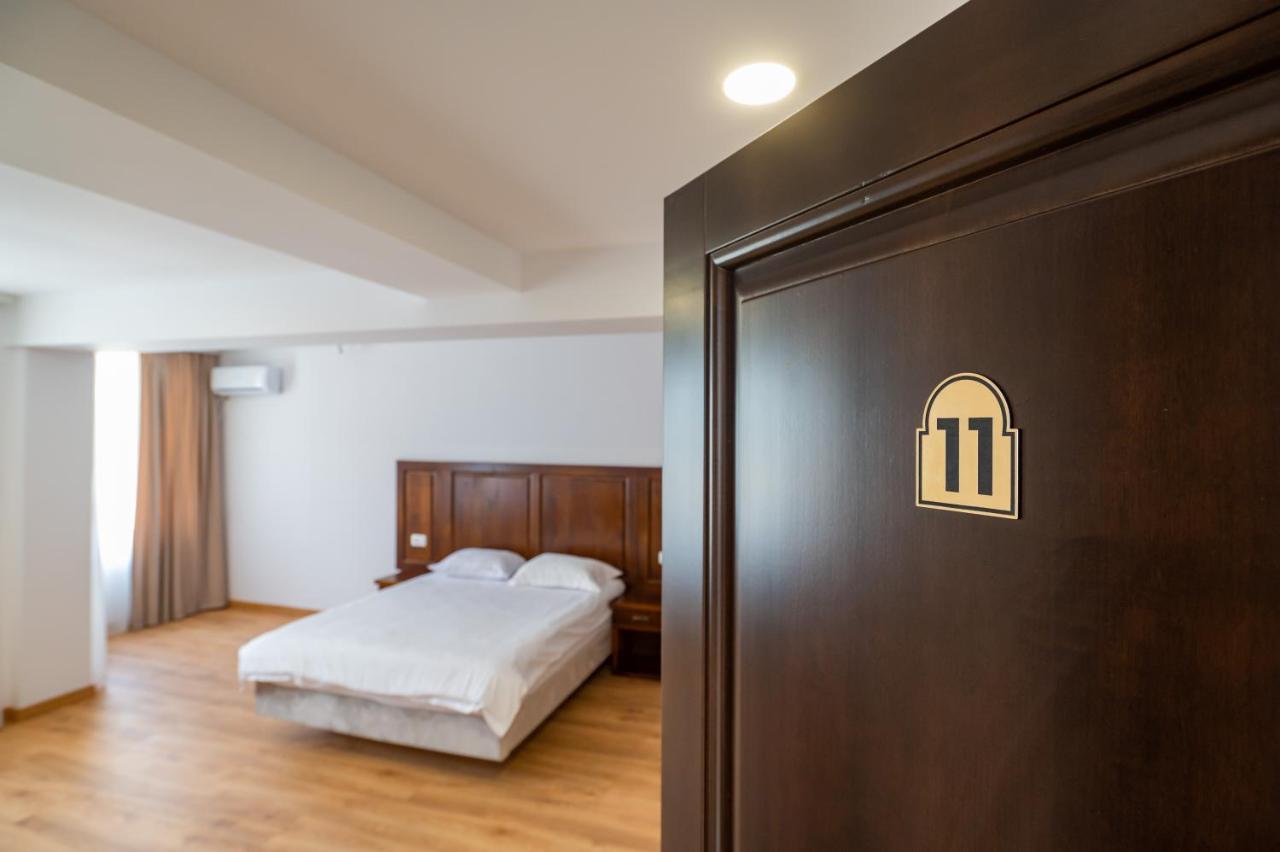 Voyager Hotel Navodari Luaran gambar