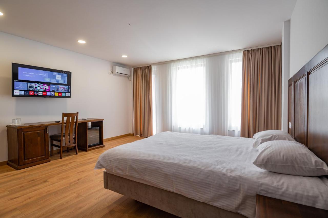 Voyager Hotel Navodari Luaran gambar