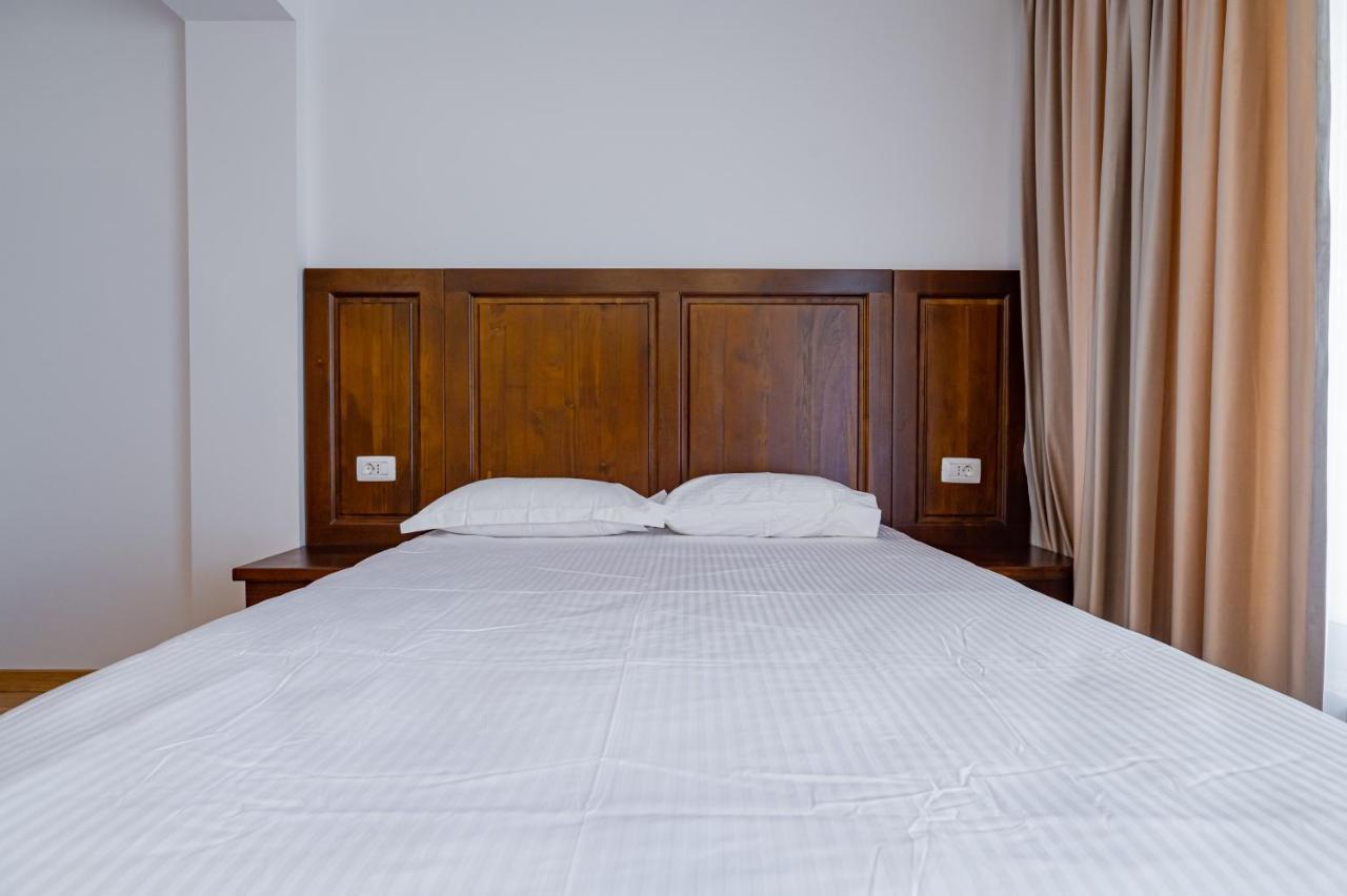 Voyager Hotel Navodari Luaran gambar