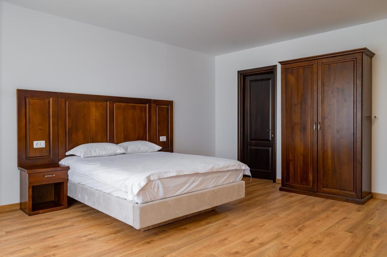 Voyager Hotel Navodari Luaran gambar