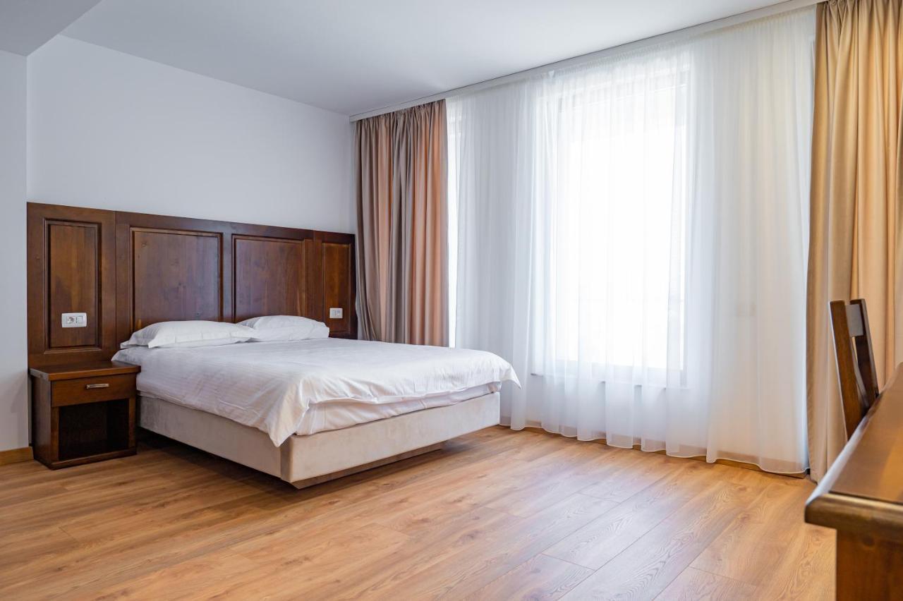 Voyager Hotel Navodari Luaran gambar