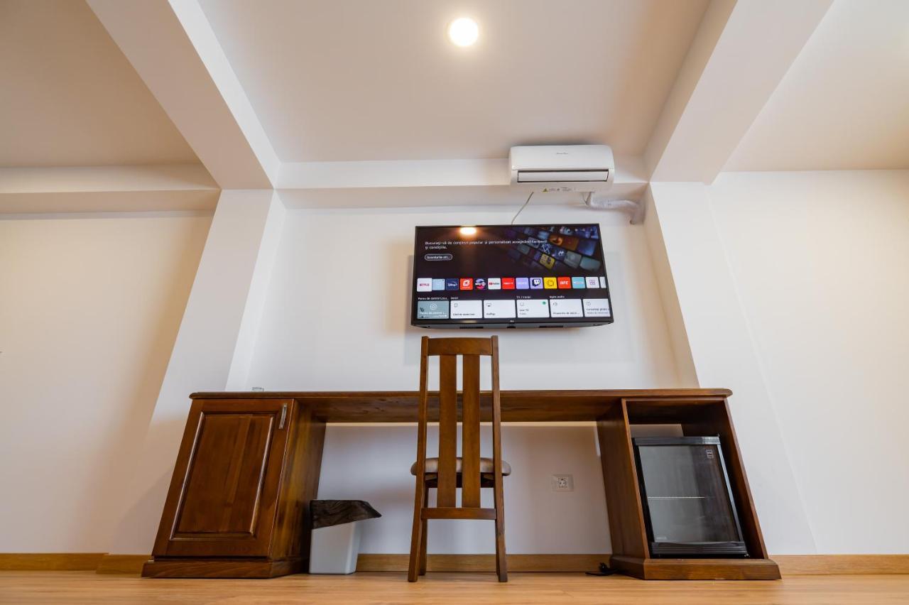 Voyager Hotel Navodari Luaran gambar