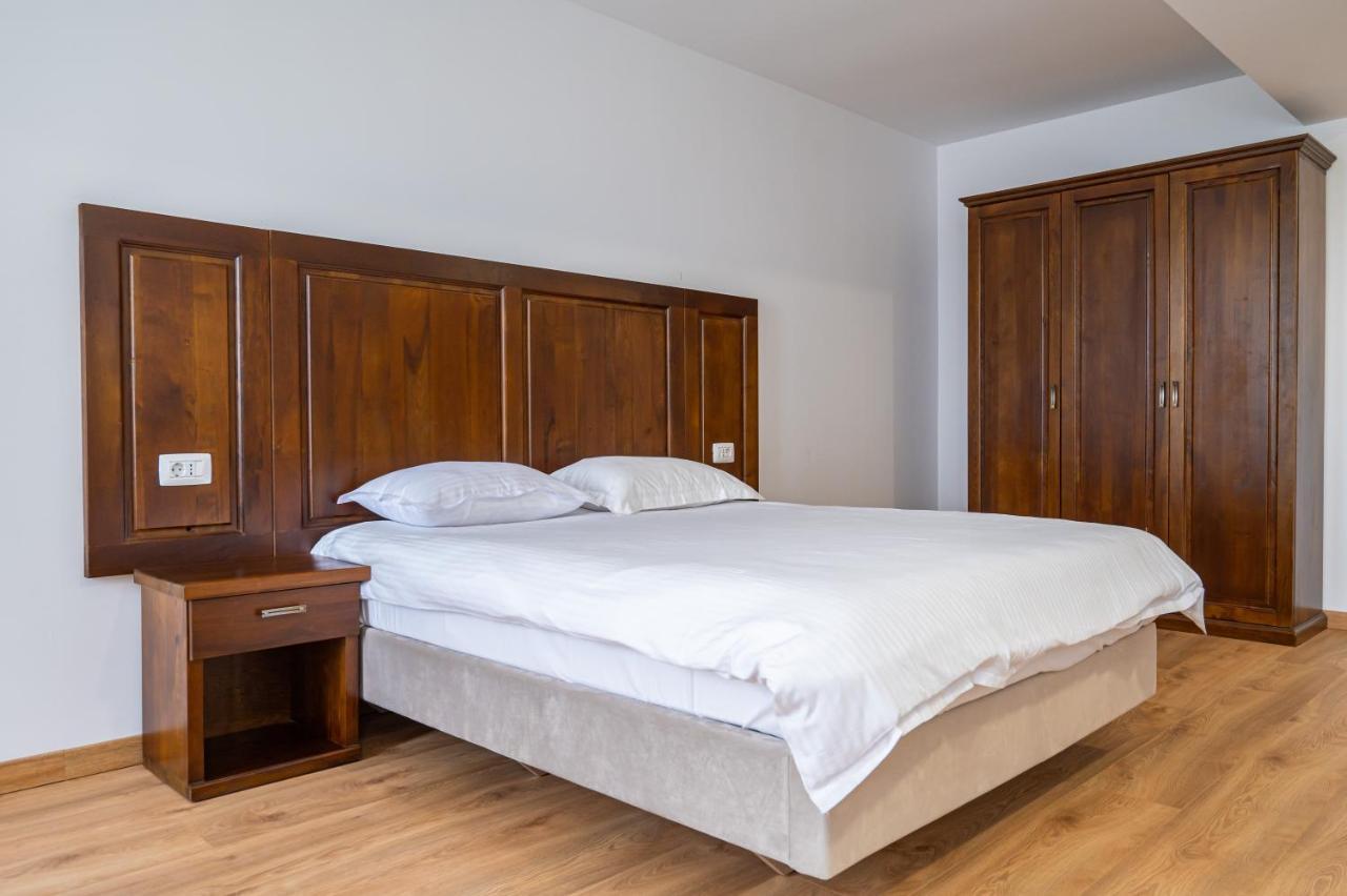 Voyager Hotel Navodari Luaran gambar
