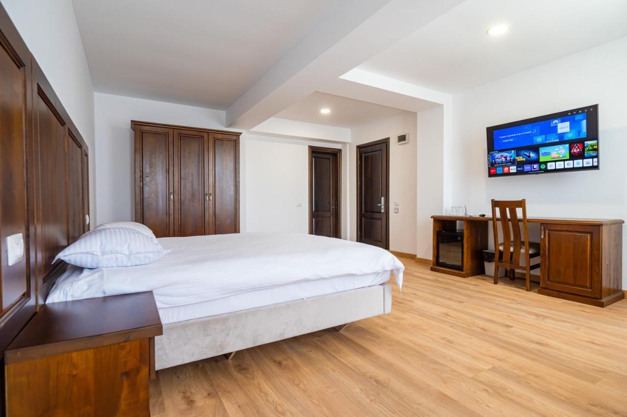 Voyager Hotel Navodari Luaran gambar