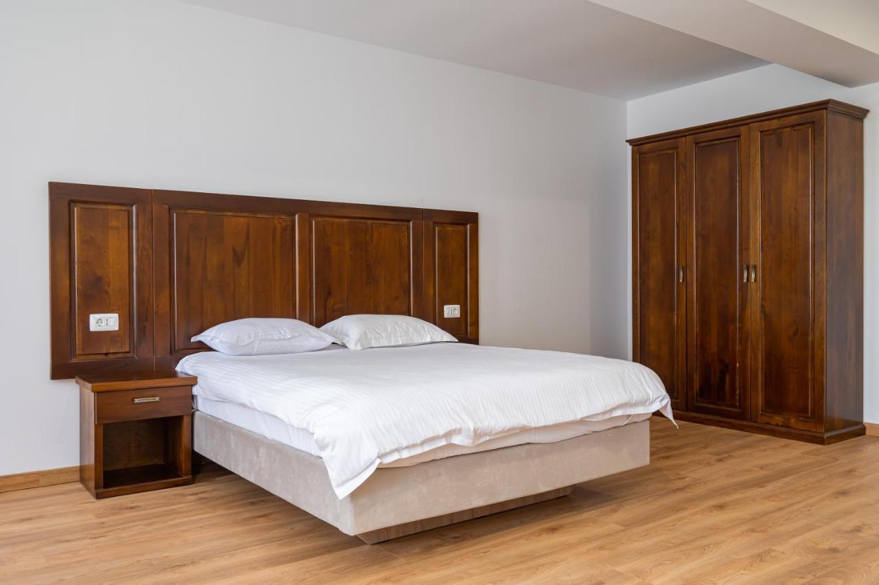 Voyager Hotel Navodari Luaran gambar
